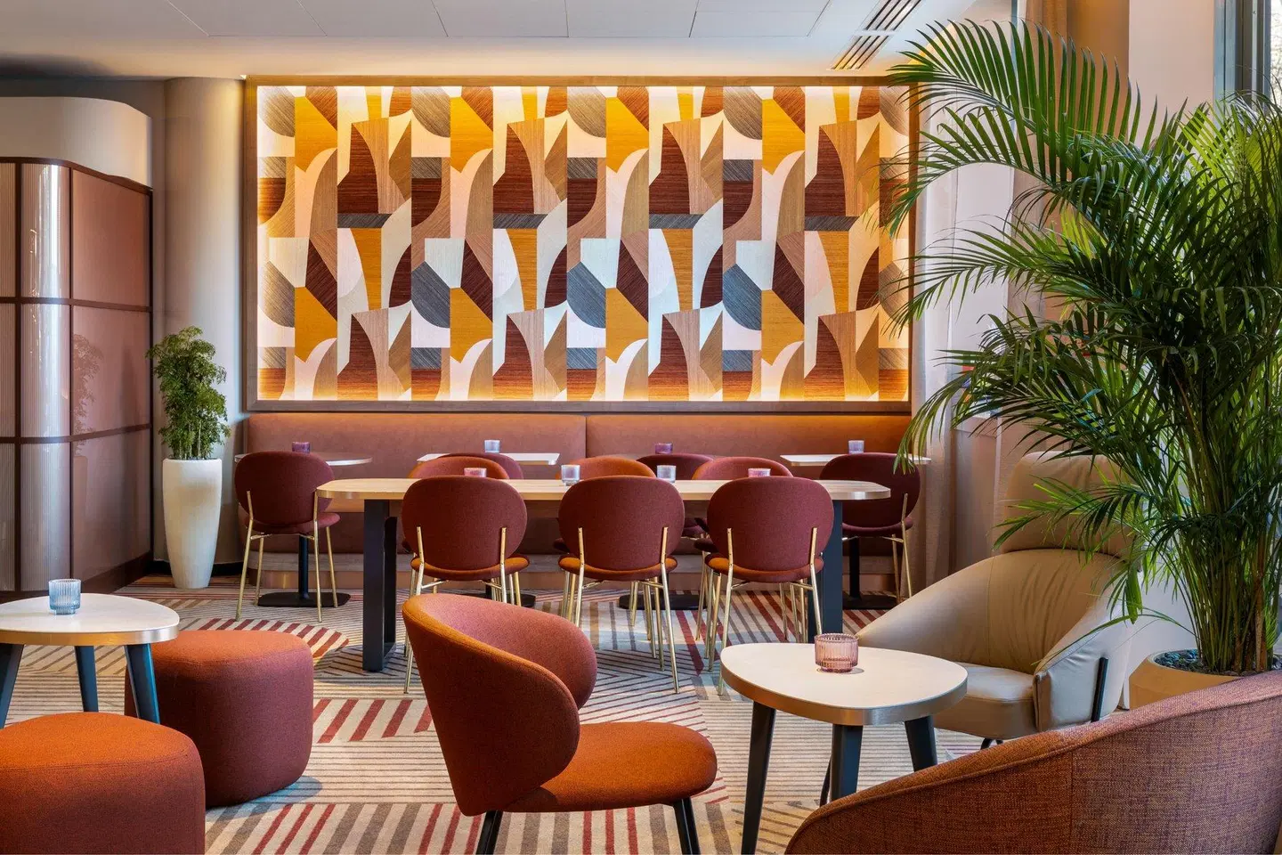 AC Hotel by Marriott Paris Porte Maillot Bar