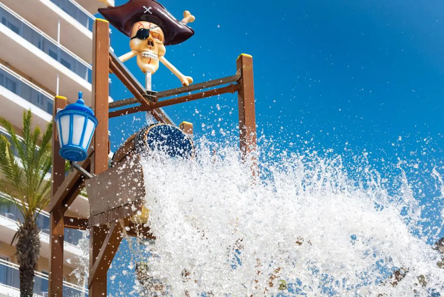 Hotel Oasis Park Splash PEOPLE