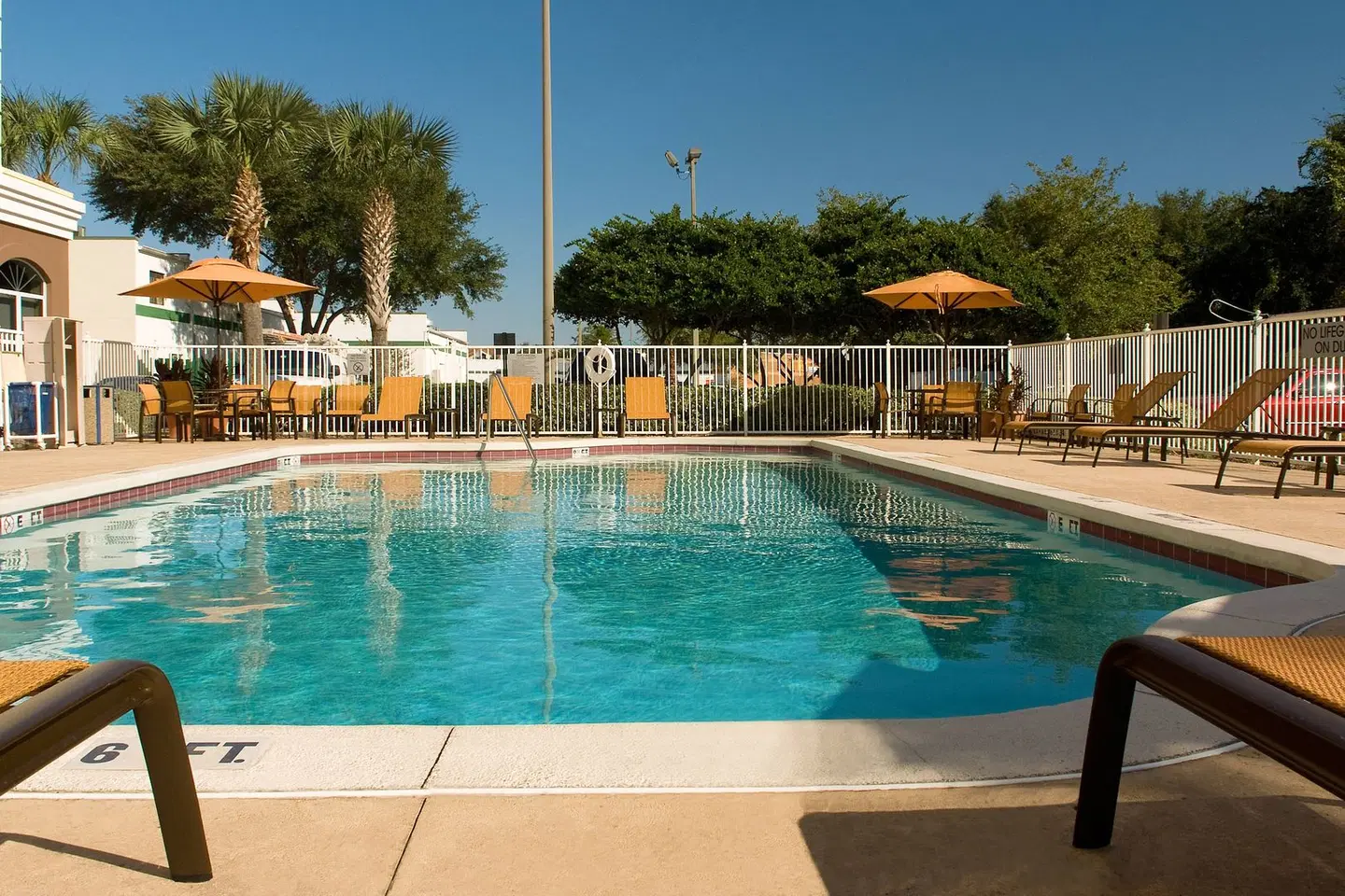 Fairfield I&S Orlando Lake Buena Vista OUTDOOR_POOL