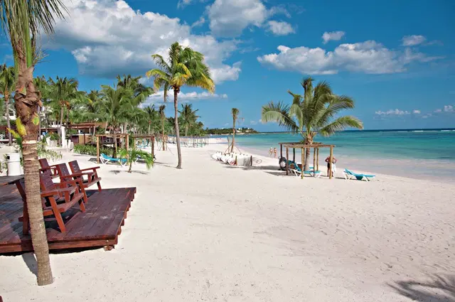 Akumal Bay Beach & Wellness Resort BEACH