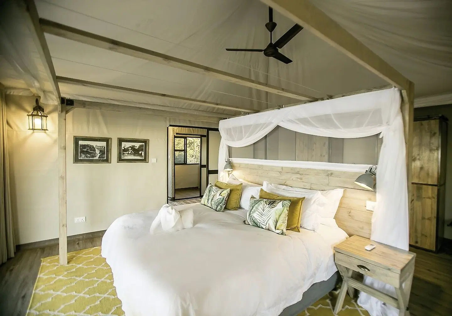 Old Drift Lodge ROOM_EXAMPLE