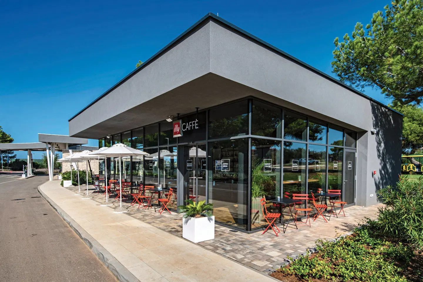 Arena Grand Kazela Terrasse