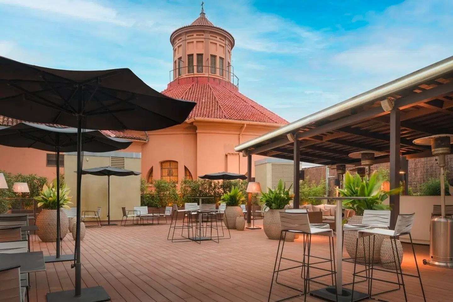 SH Colón Valencia Hotel - inklusive 1 Startnummer Valencia Halbmarathon Terrasse