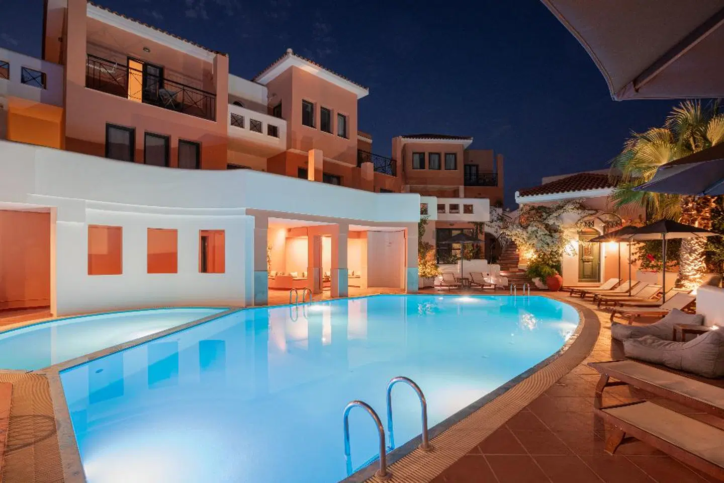 Nisea Hotel Samos OUTDOOR_POOL