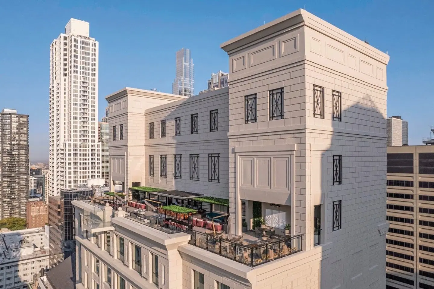 Hotel RIU Plaza Chicago EXTERIOR