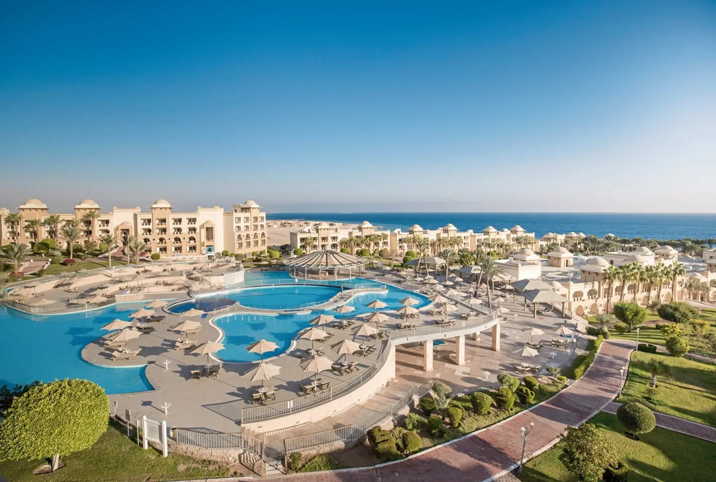 Serenity Alpha Beach EXTERIOR