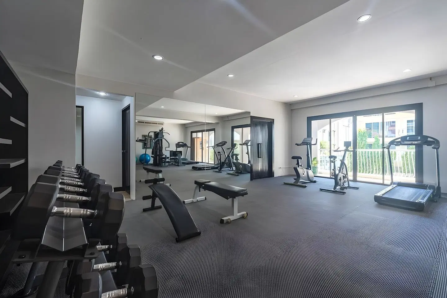 Karon Sea Sands Resort & Spa SPORTS_AND_LEISURE