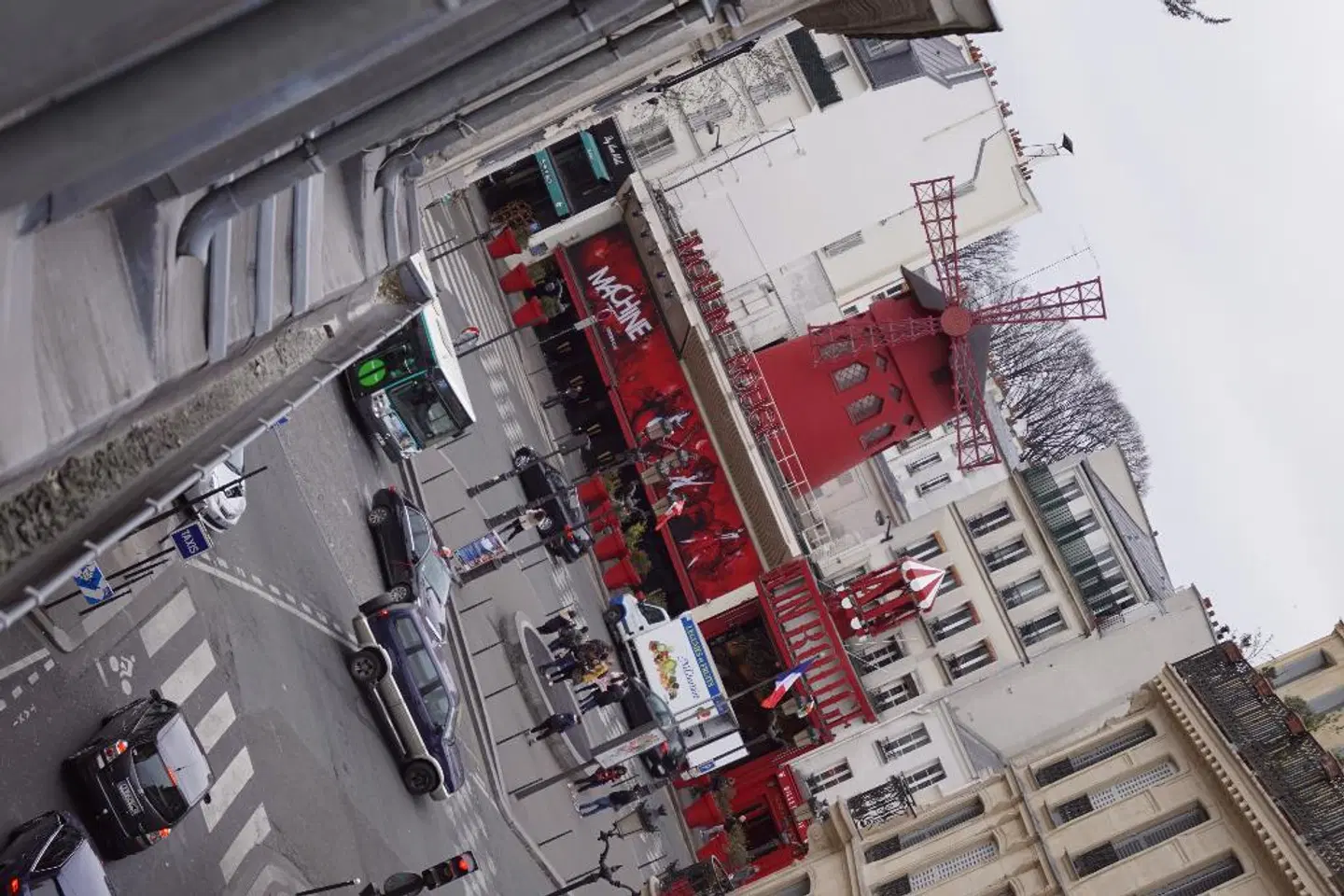 Moulin Plaza MODEL_IMPRESSION