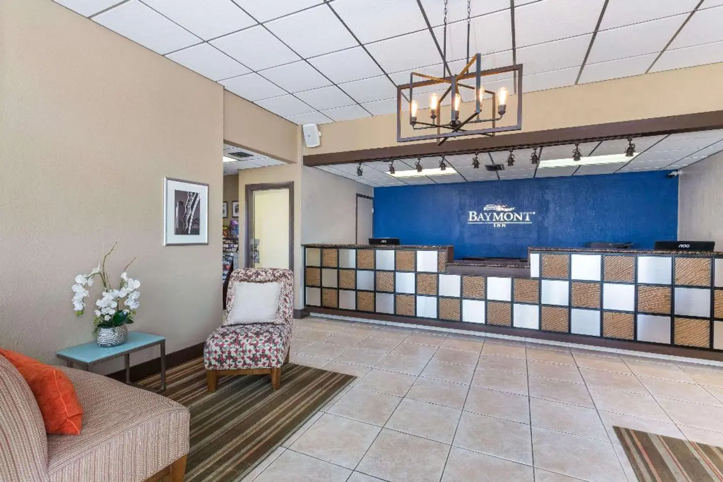 Baymont by Wyndham Sarasota LOUNGE_LOBBY