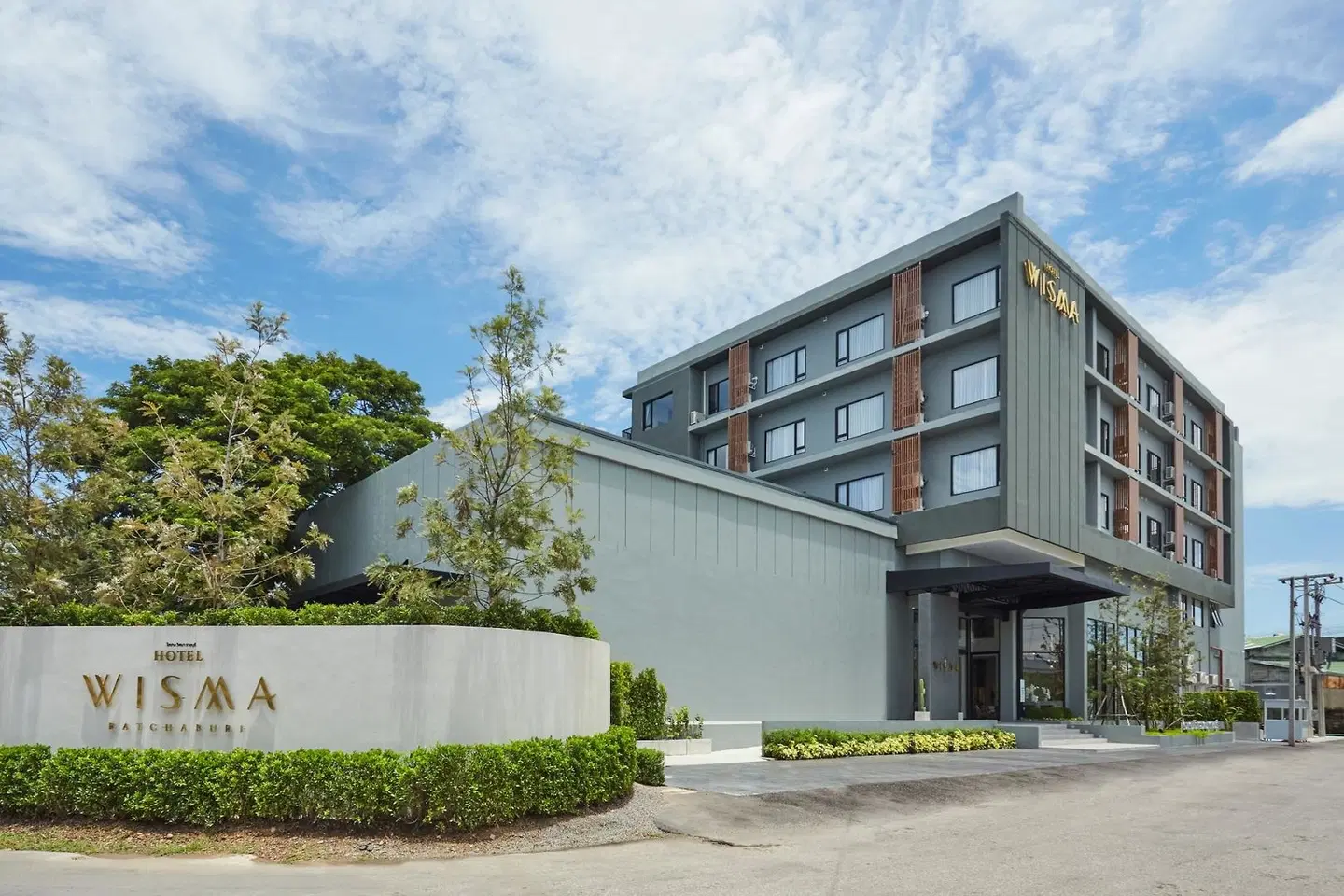 Hotel Wisma Ratchaburi EXTERIOR