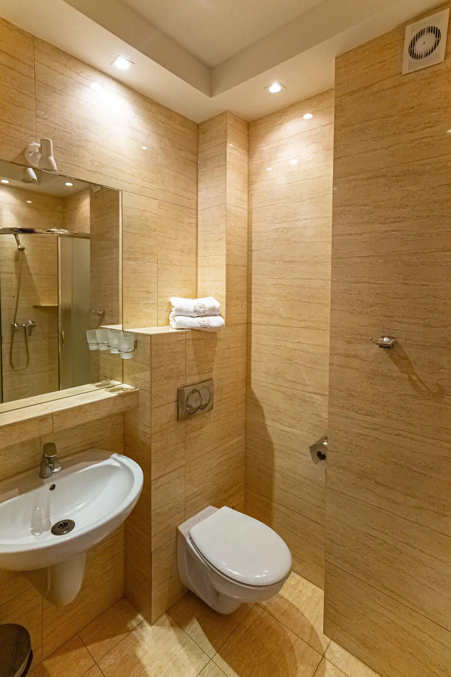 Hotel Trofana Wellness & SPA Badezimmer