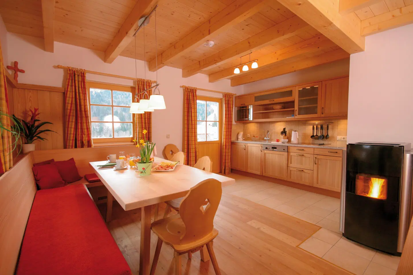 AlpenParks Hagan Lodge ROOM_EXAMPLE