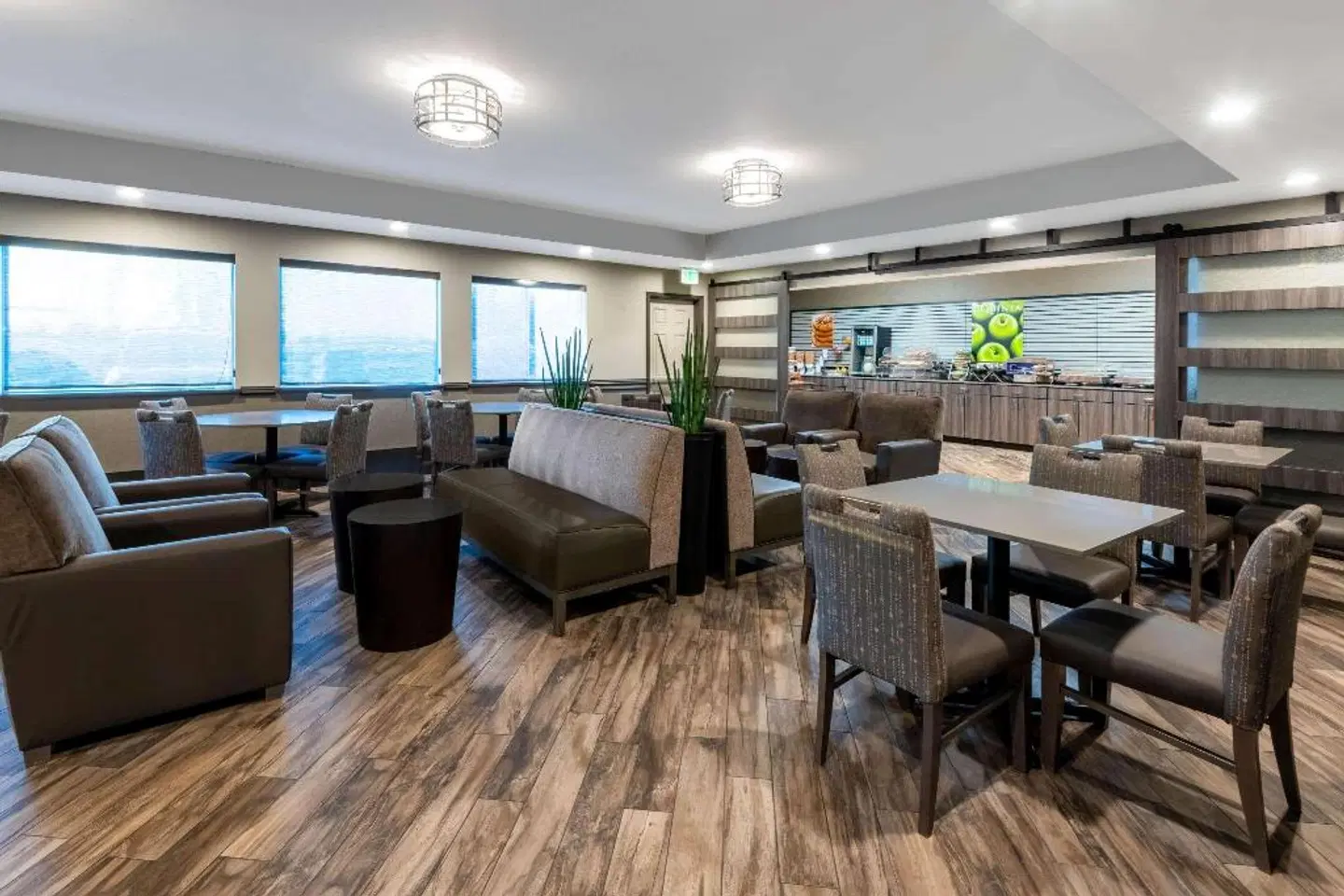 La Quinta Inn & Suites by Wyndham Fairbanks Airport Bar
