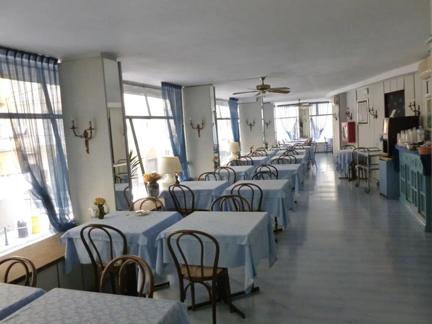 Belvedere LOUNGE_LOBBY