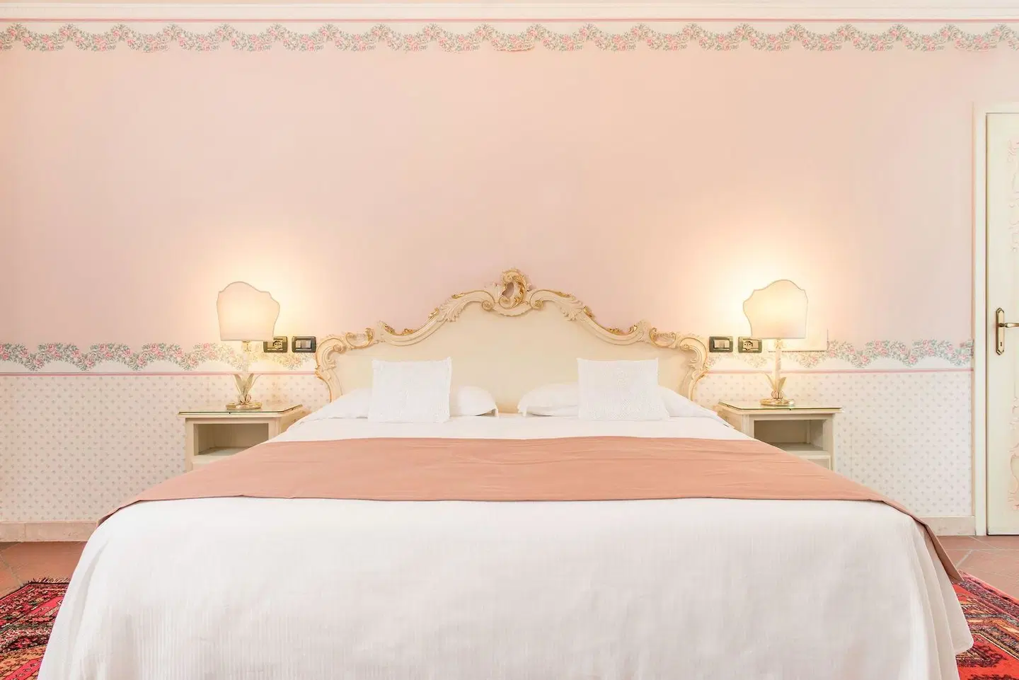 Duchessa Isabella ROOM_EXAMPLE