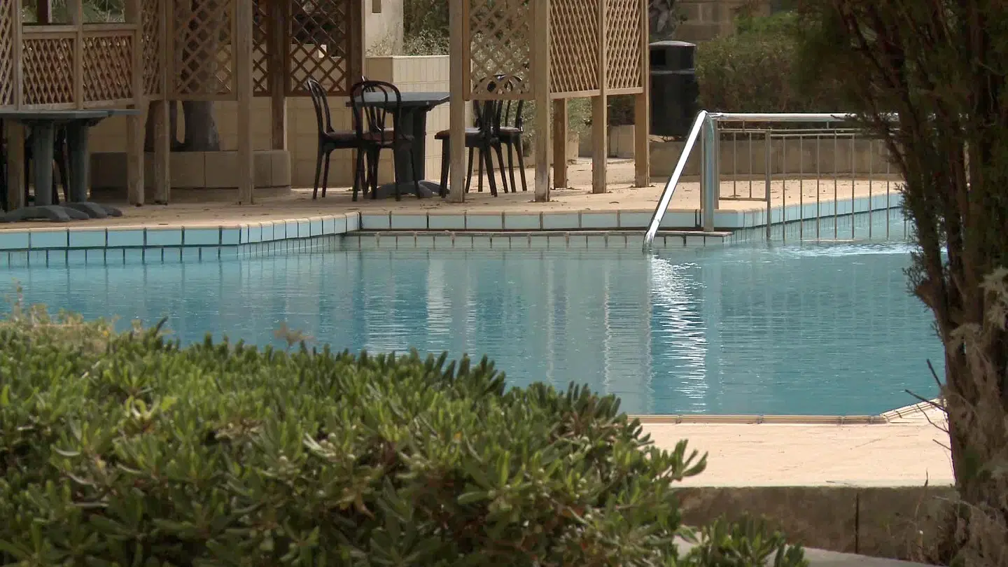 Urban Valley Resort & Spa OUTDOOR_POOL