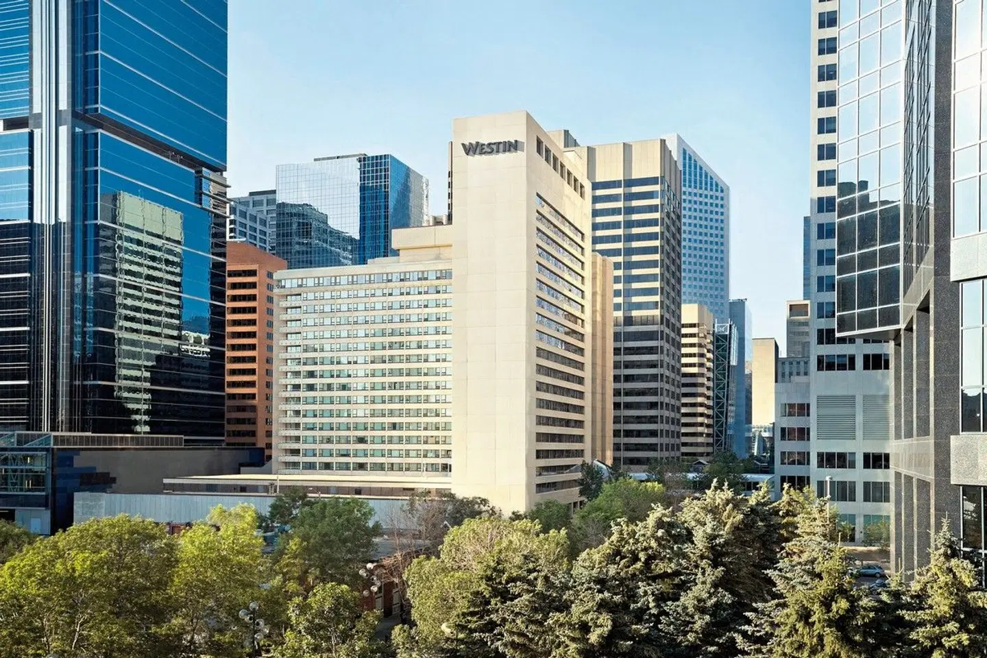 The Westin Calgary EXTERIOR