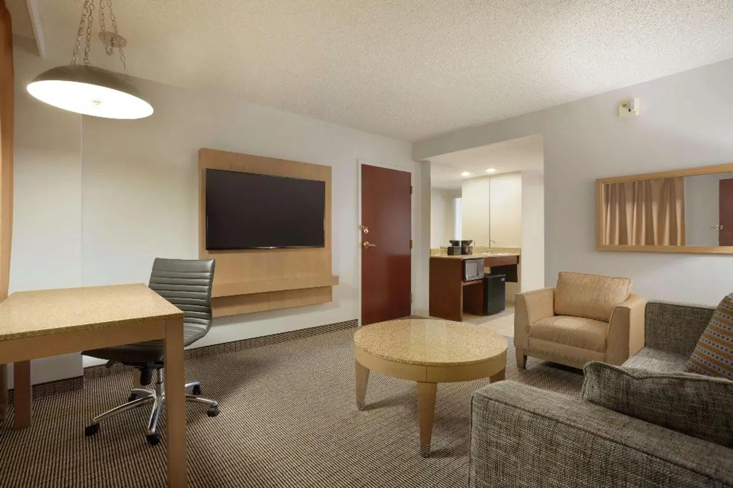 Embassy Suites by Hilton Denver International Airport ROOM_EXAMPLE