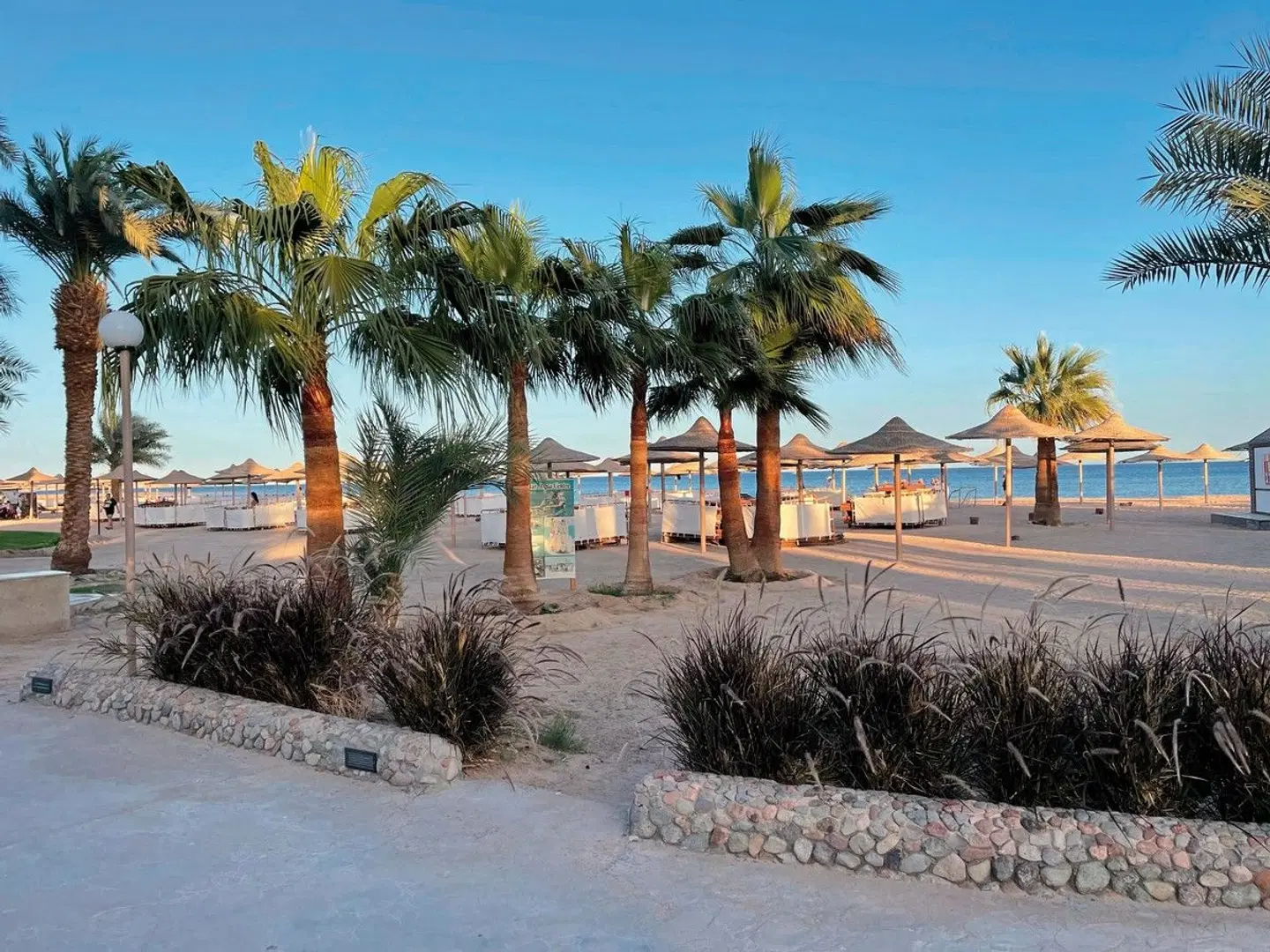 Shams Lodge Water Sports Resort Strand