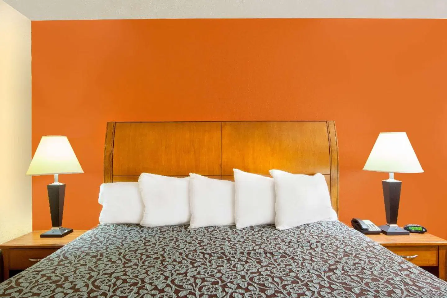 Days Inn by Wyndham Centerville ROOM_EXAMPLE