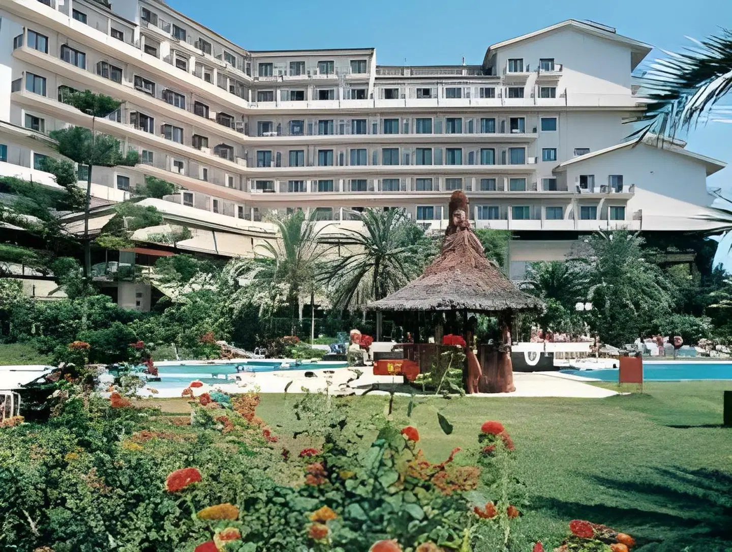 Intur Orange EXTERIOR