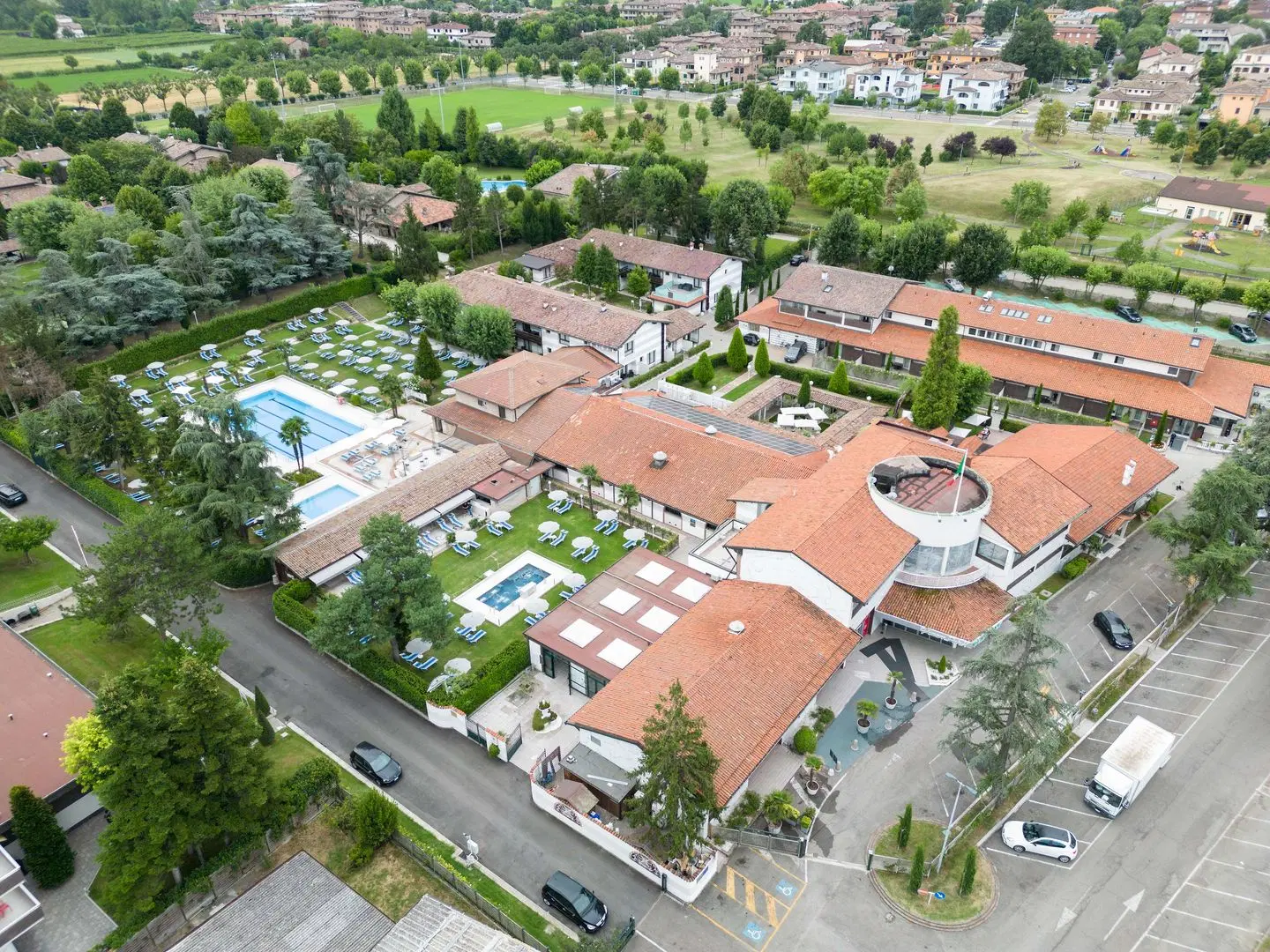 Best Western Plus Hotel Modena Resort EXTERIOR
