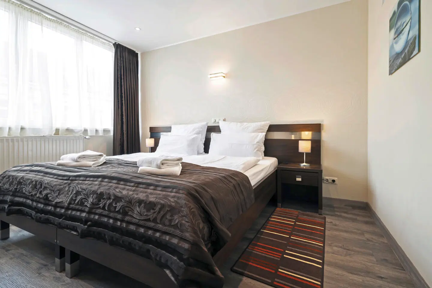 hotel home ROOM_EXAMPLE