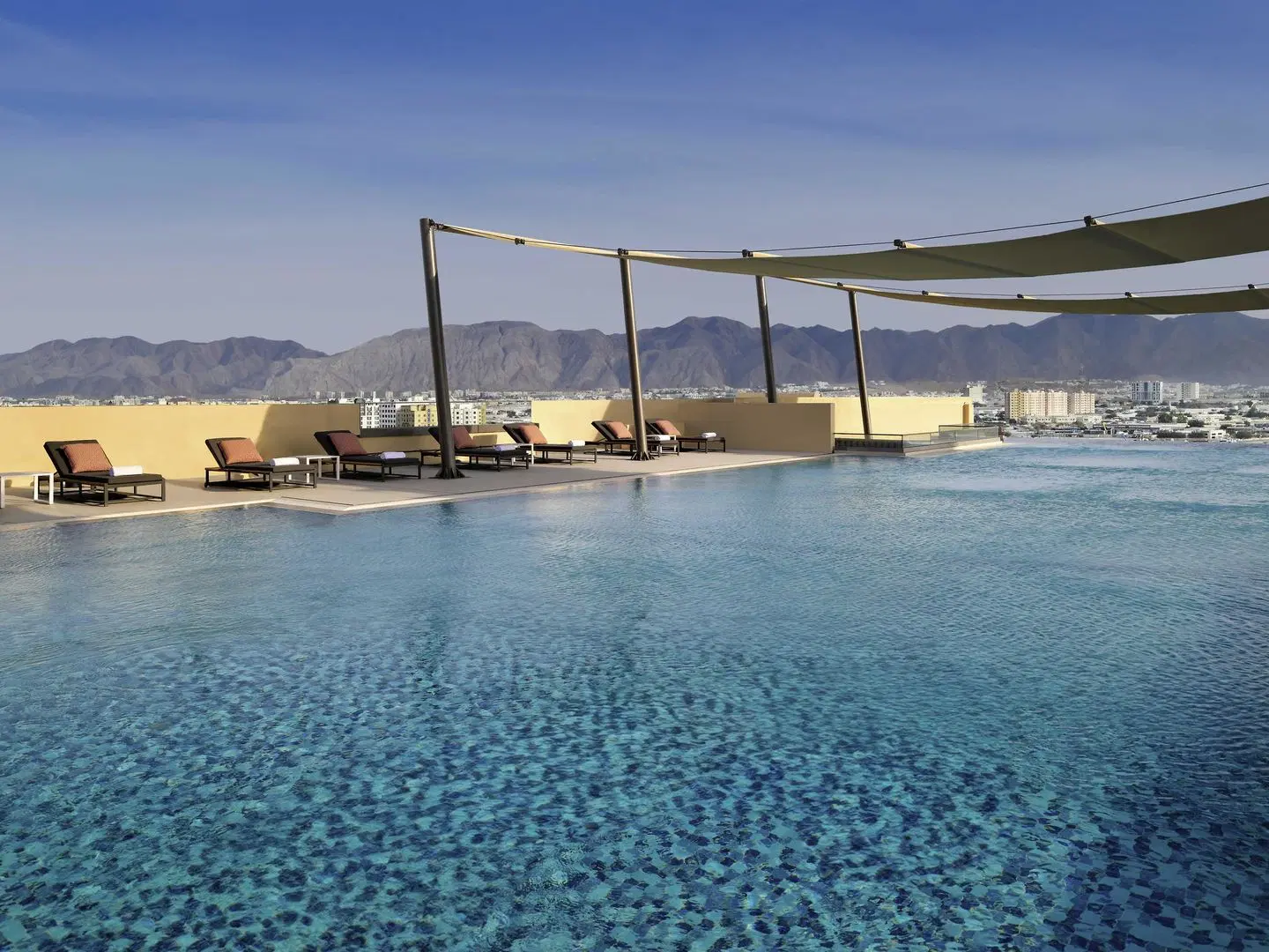 Mövenpick Hotel and Hotel Apartments Ghala Muscat OUTDOOR_POOL