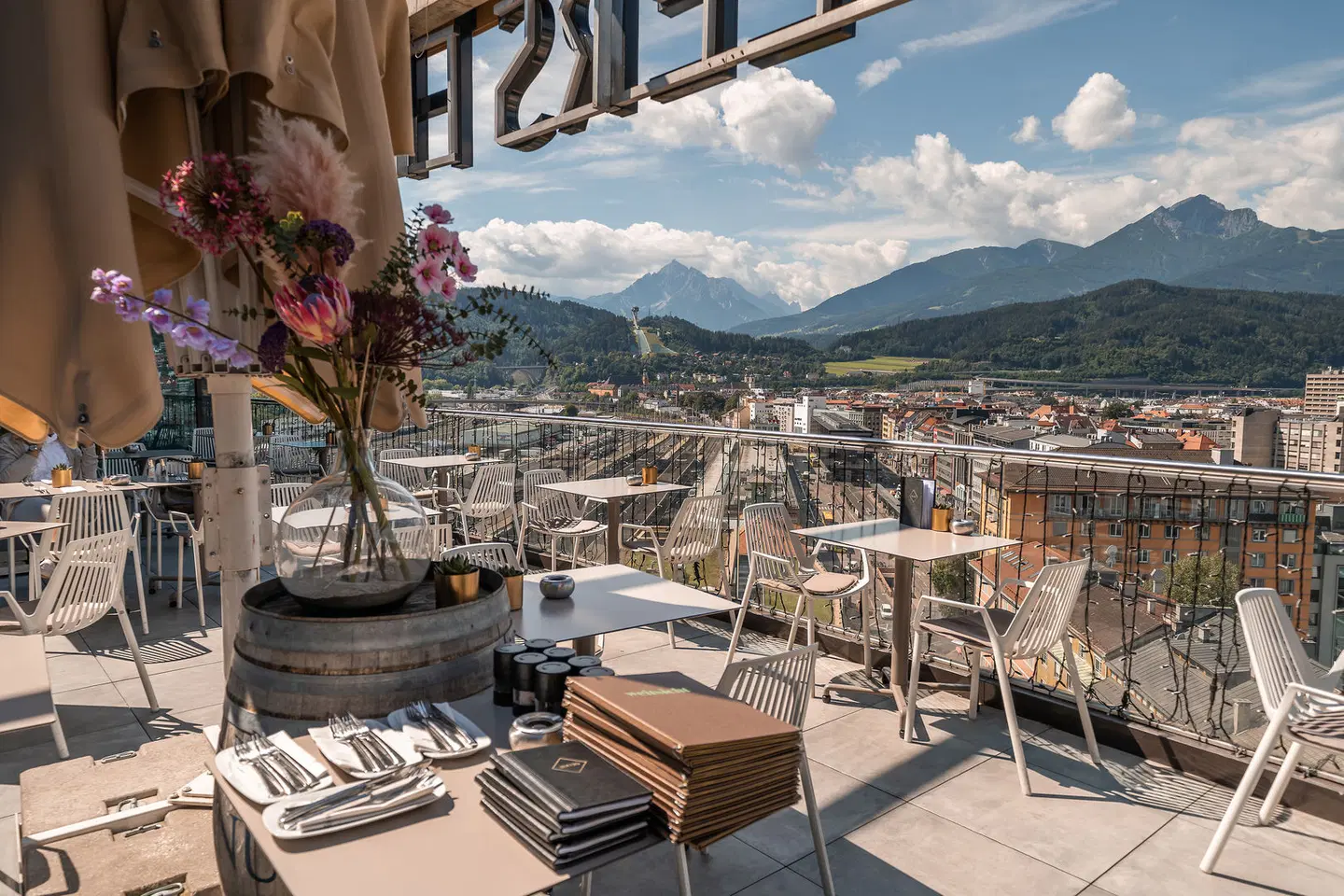 aDLERS Lifestyle-Hotel Terrasse