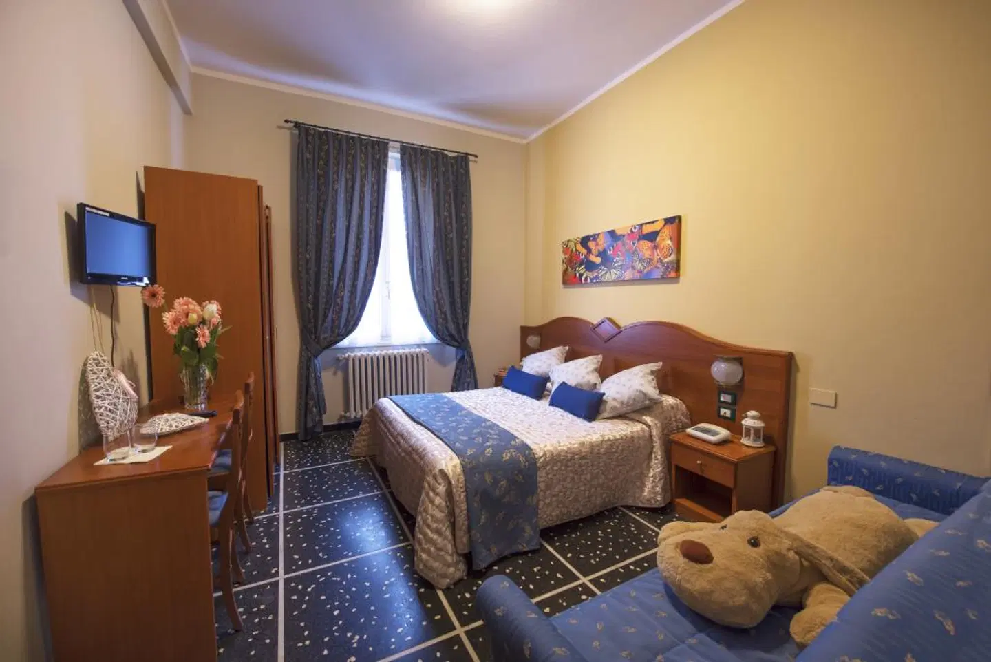 Bristol ROOM_EXAMPLE