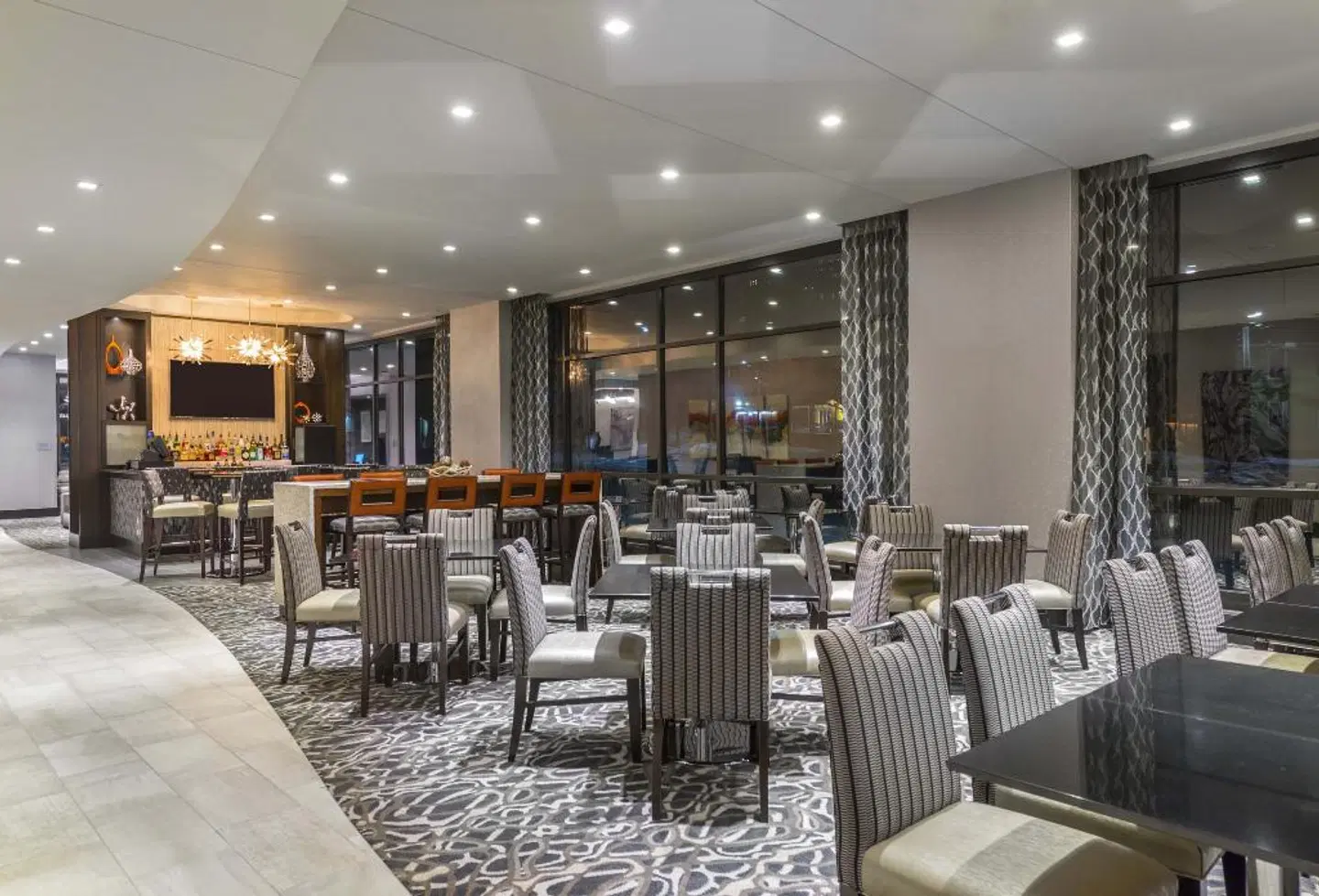 Fairfield Inn & Suites by Marriott Boston Cambridge Restaurant