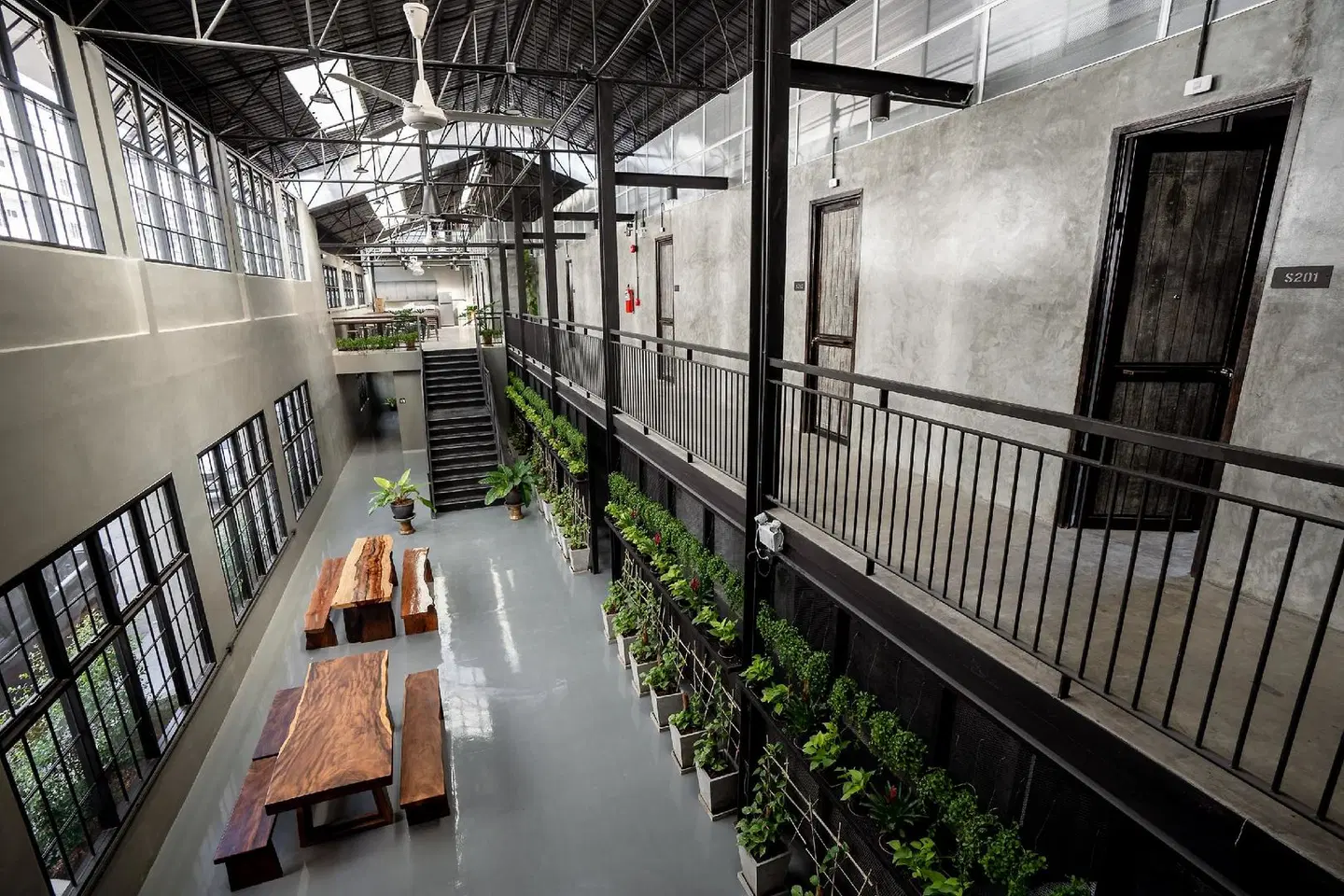 Premier Hostel Chiang Mai LOUNGE_LOBBY