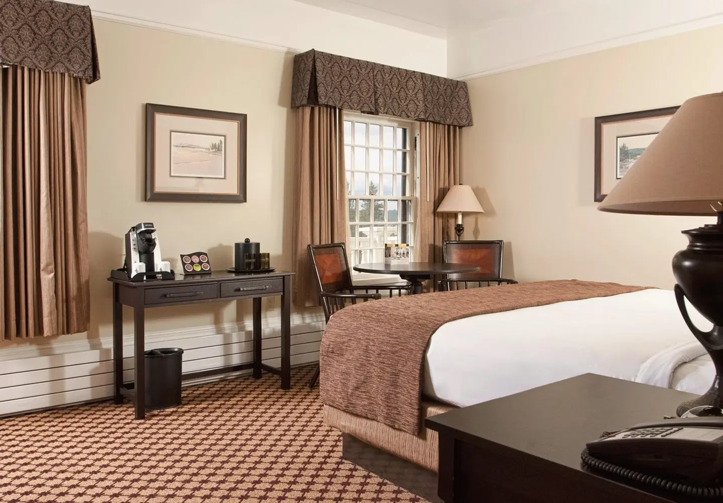 Lake Yellowstone Hotel & Cabins ROOM_EXAMPLE