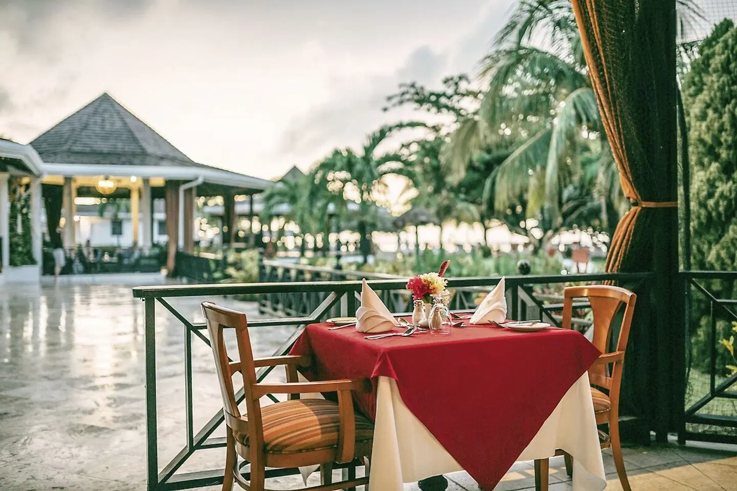 Coyaba Beach Resort Terrasse