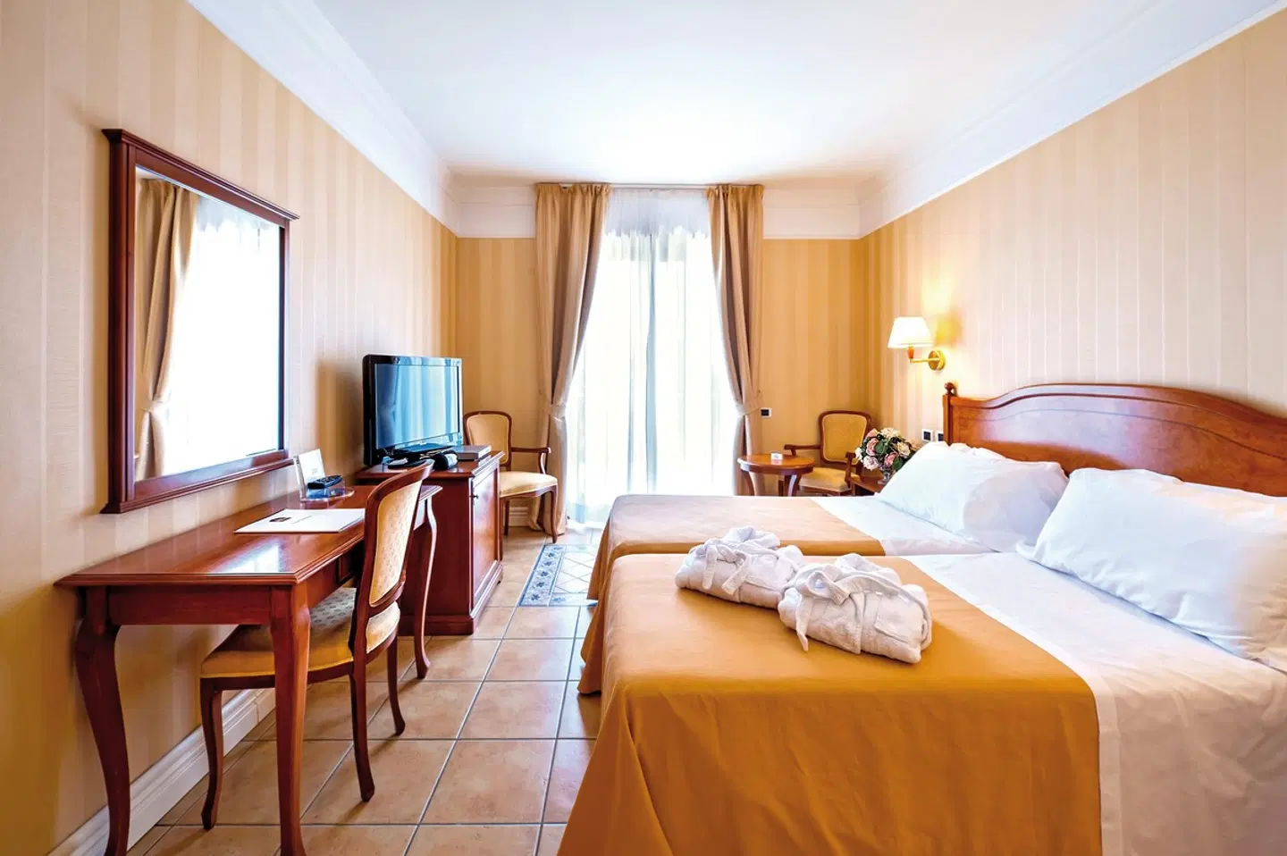 Dioscuri Bay Palace ROOM_EXAMPLE