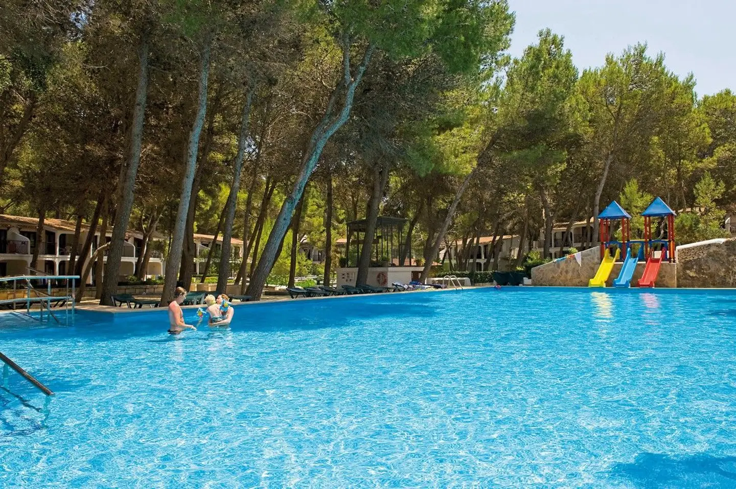 Sol Parc OUTDOOR_POOL