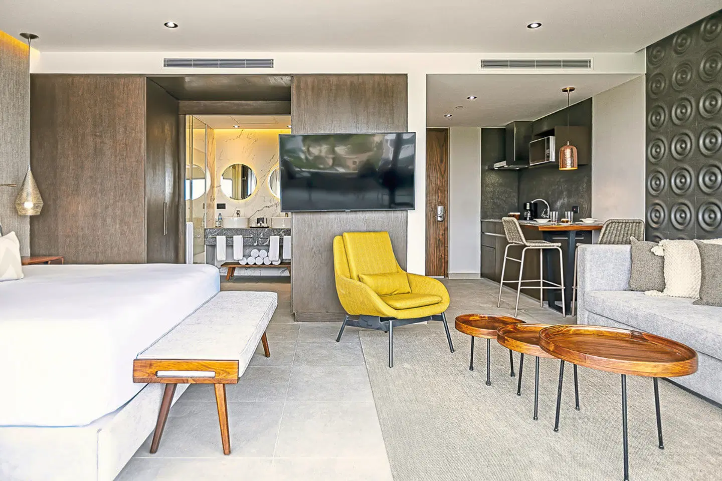 Residences at The Fives Oceanfront LOUNGE_LOBBY