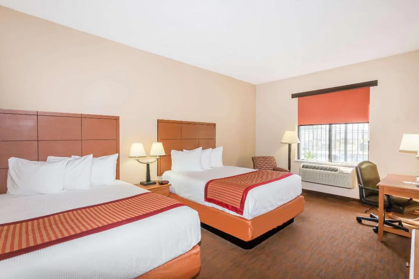 Baymont by Wyndham Savannah/Garden City ROOM_EXAMPLE