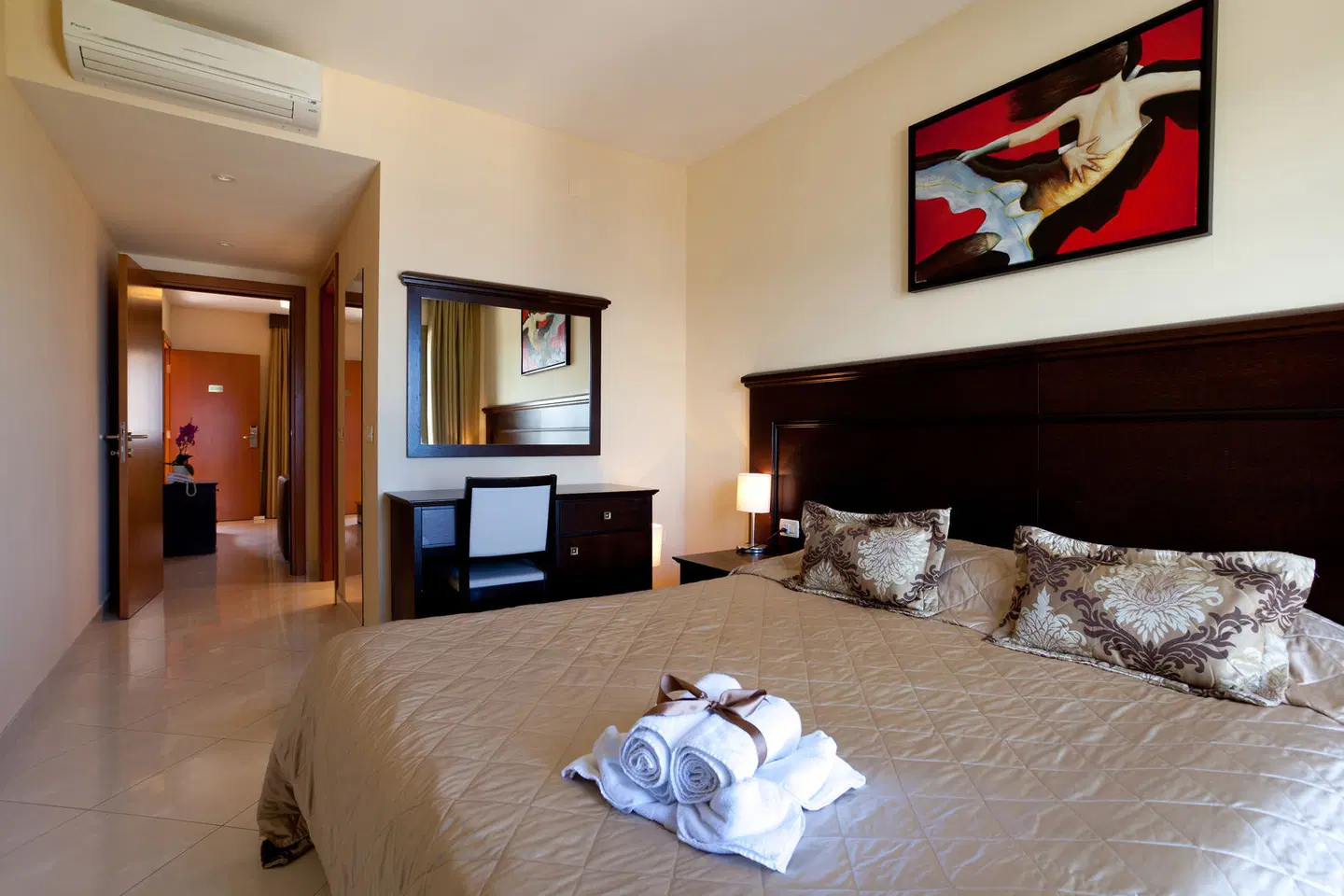 Blue Waves Resort ROOM_EXAMPLE