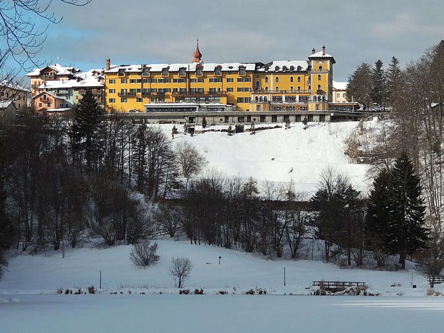Grand Hotel Astoria EXTERIOR