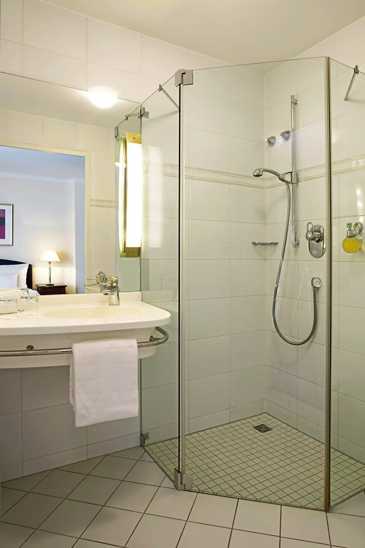 Victor's Residenz-Hotel Leipzig Badezimmer