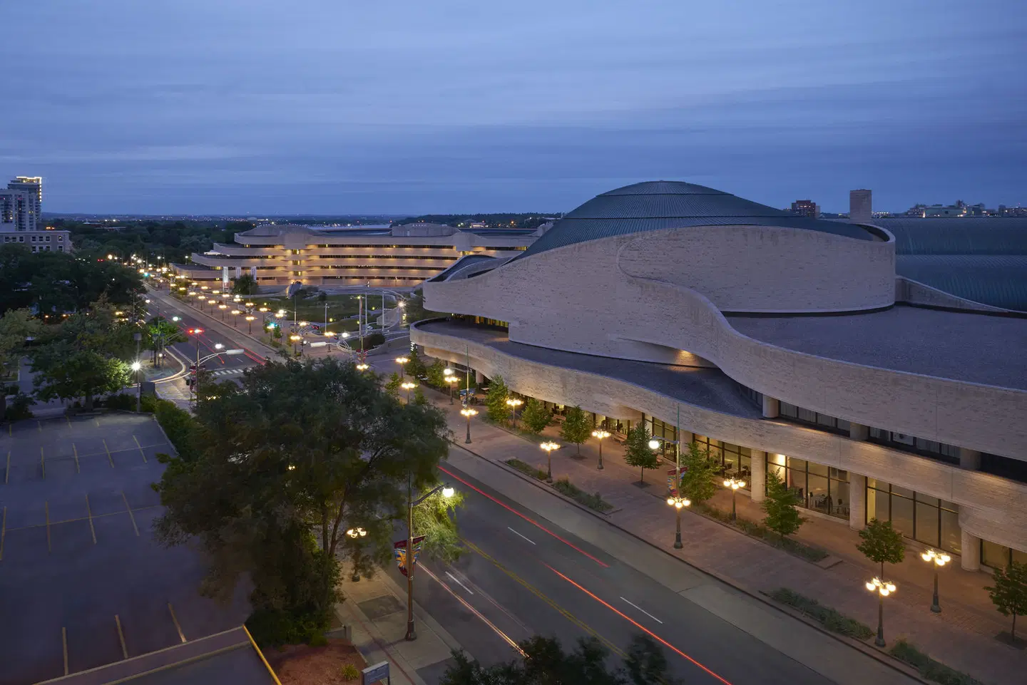 Four Points by Sheraton Hotel & Conference Centre Gatineau-Ottawa LANDSCAPE