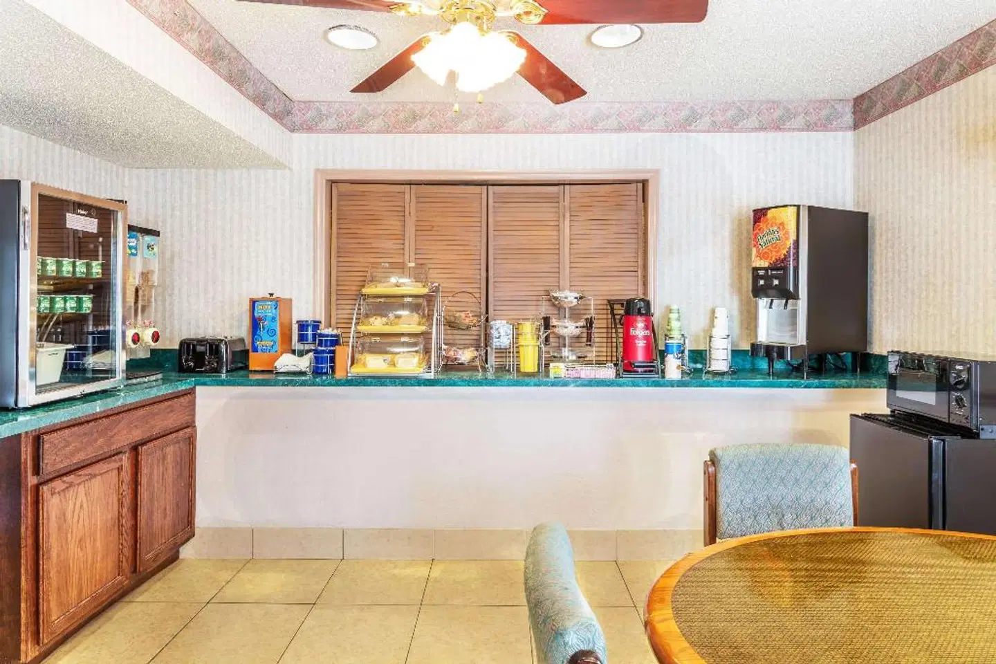 Days Inn by Wyndham Panama City/Callaway Bar