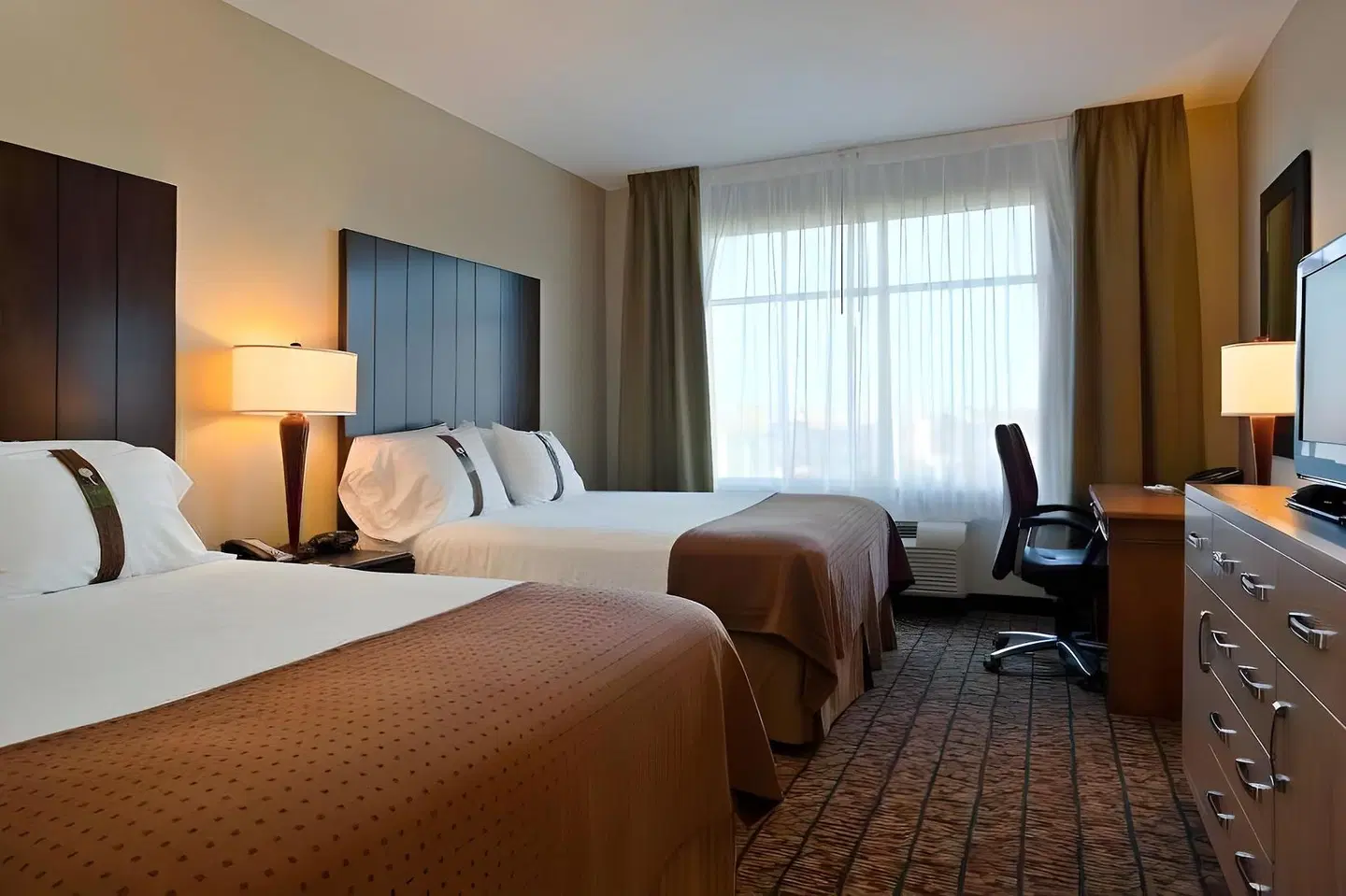 Holiday Inn San Antonio NW - Seaworld Area ROOM_EXAMPLE