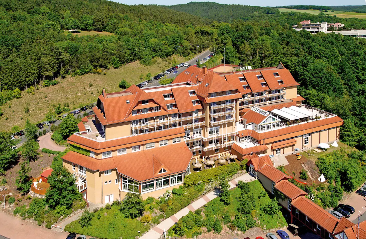 Göbel's Hotel Rodenberg EXTERIOR