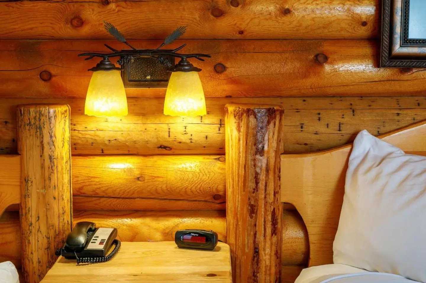 Elk Country Inn HEALTH_BEAUTY