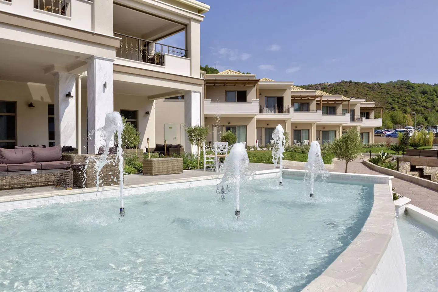 Thassos Grand Resort OUTDOOR_POOL