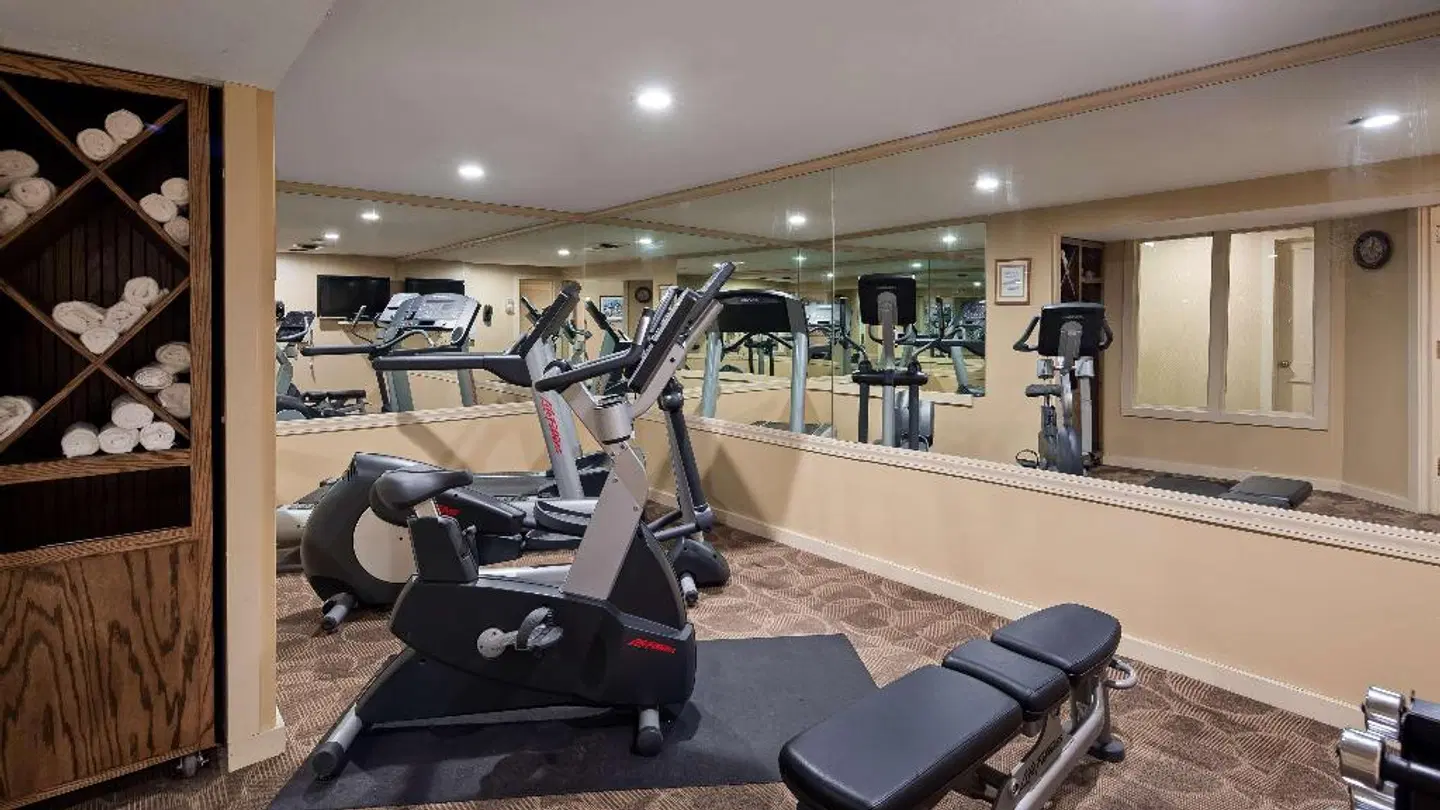 Best Western Inn & Suites Rutland-Killington SPORTS_AND_LEISURE