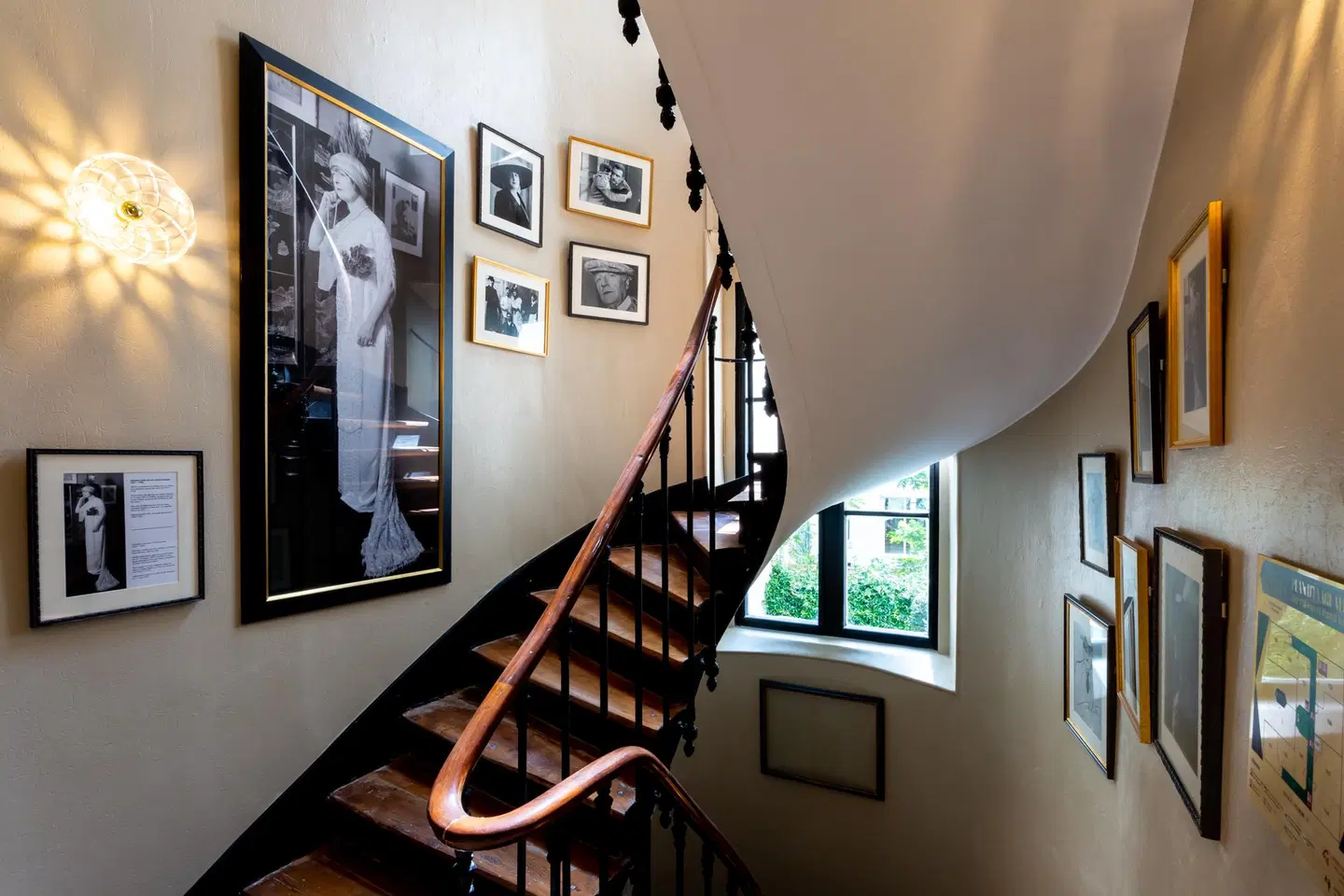 Hotel Sacha EXTERIOR