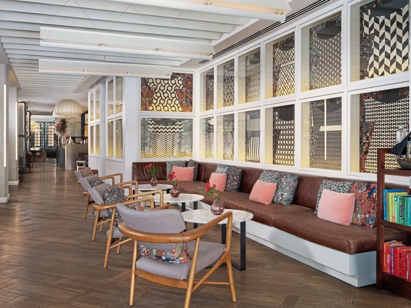 H10 Universitat Restaurant